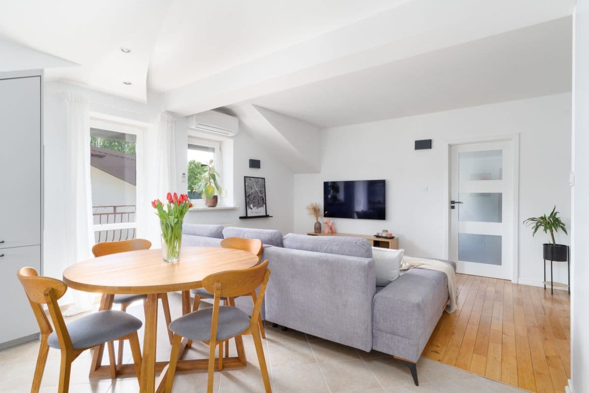 Spacious 3-room apartment near Młociński Forest – 3