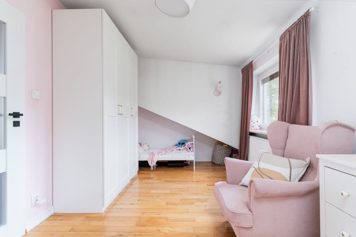 Spacious 3-room apartment near Młociński Forest – 11
