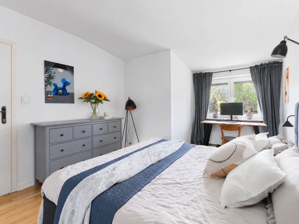 Spacious 3-room apartment near Młociński Forest – 9