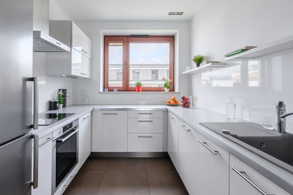 Spacious 3-room apartment in prestigious Wilanów – 5