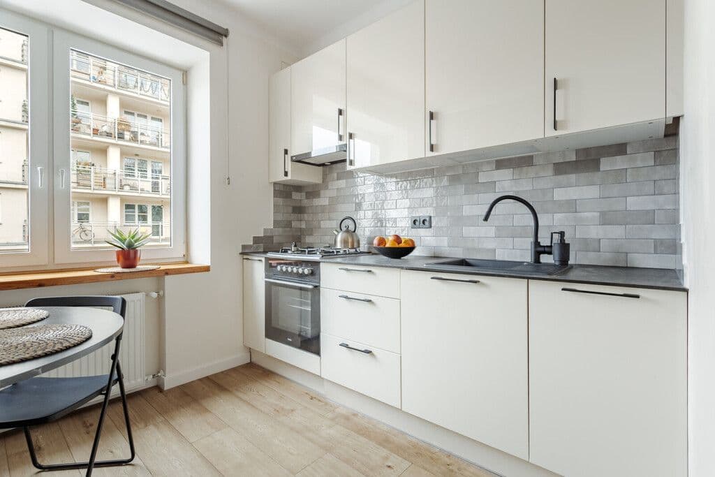Charming 3-room apartment in central Warsaw – 9