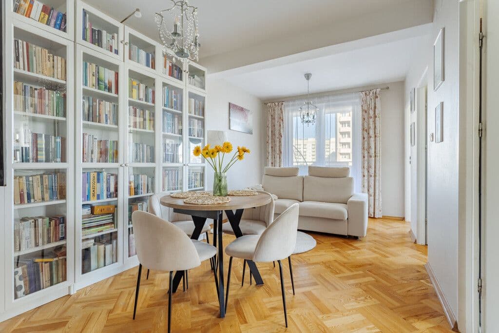 Cozy 4-room apartment with balcony in Białołęka – 1