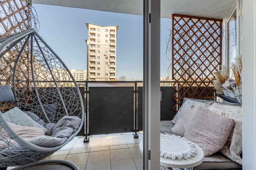 Cozy 4-room apartment with balcony in Białołęka – 4