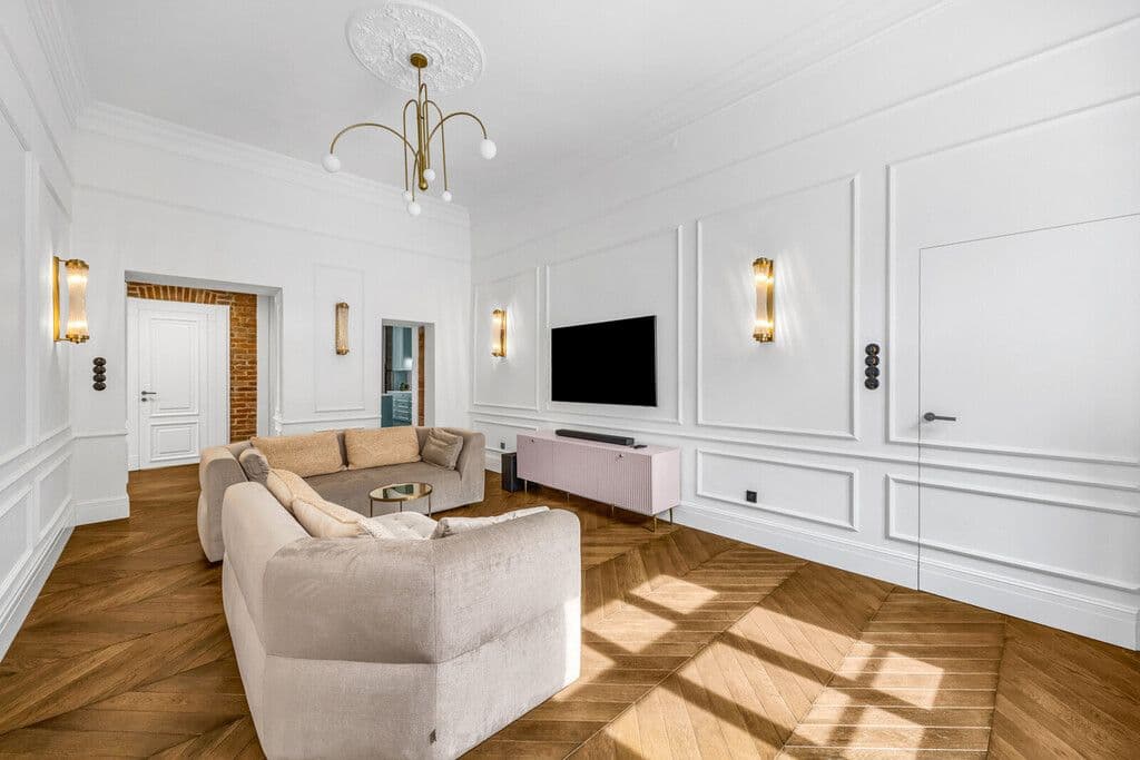 Spacious 4-room apartment in historic Warsaw – 7