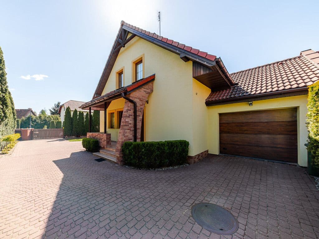 Przestronny dom bliźniak z ogrodem w Białołęce – 16
