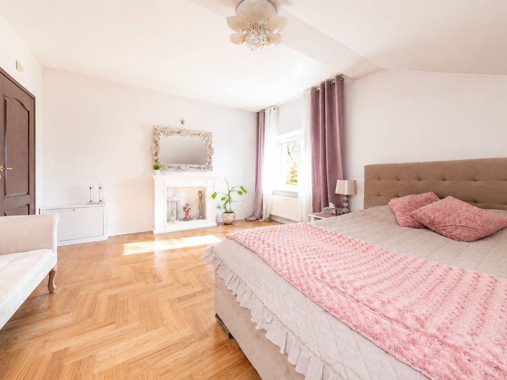 Przestronny dom bliźniaczy z pięknym ogrodem – 12