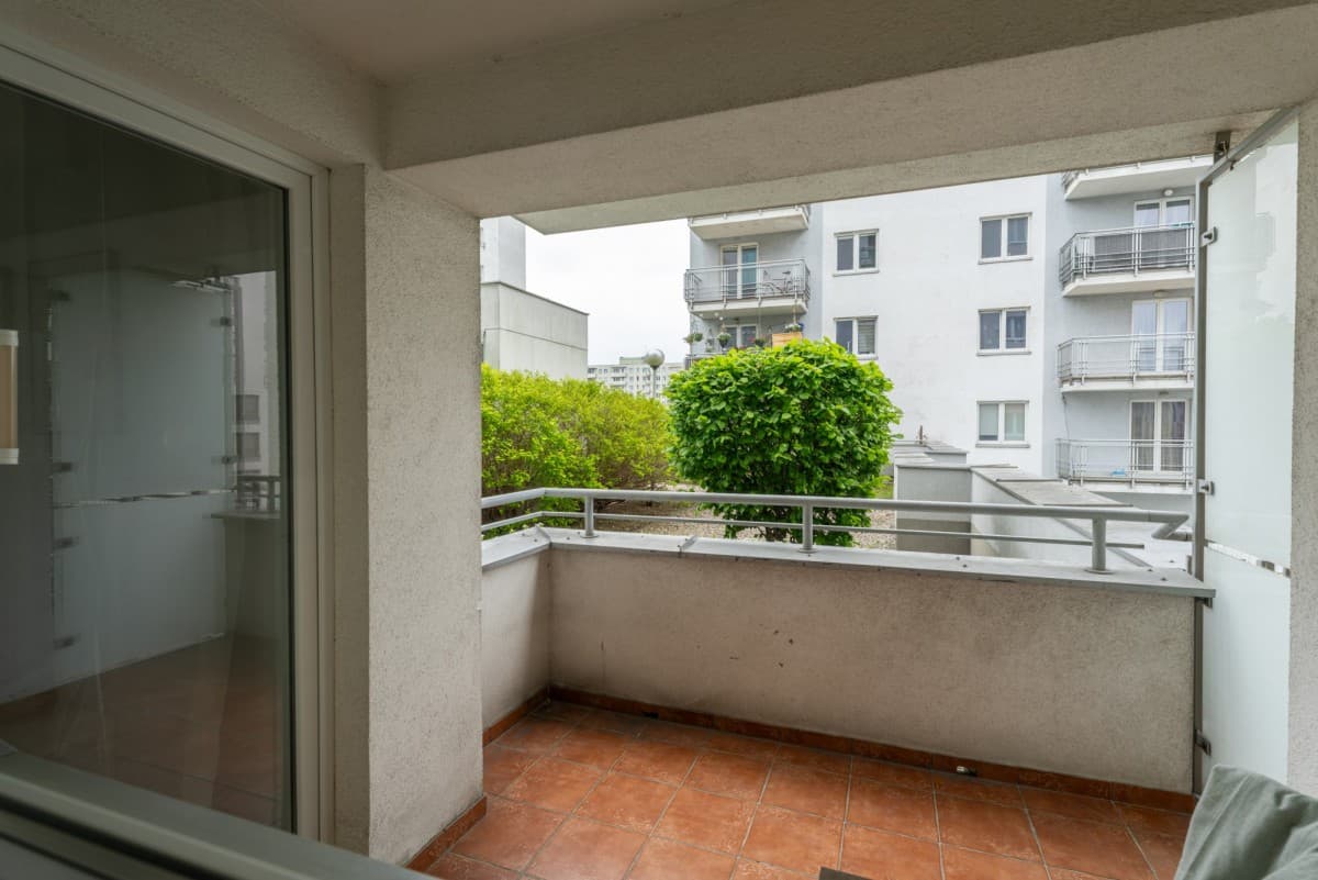 Spacious apartment near Park Bródnowski and metro – 10