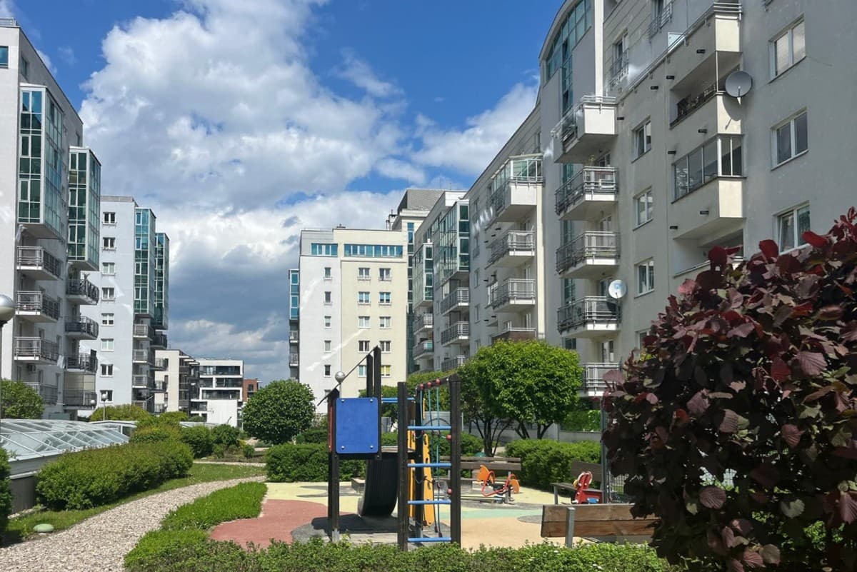 Spacious apartment near Park Bródnowski and metro – 18