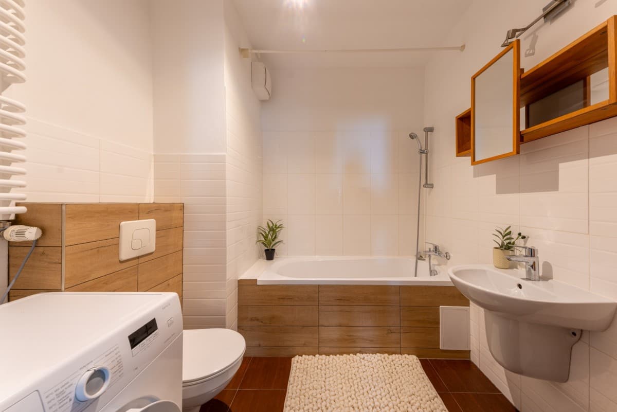 Spacious apartment near Park Bródnowski and metro – 16