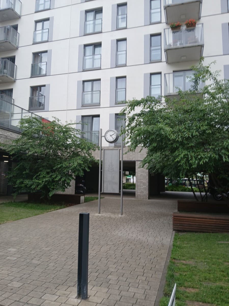 Nowoczesne mieszkanie jednopokojowe z garażem na Pradze – 15