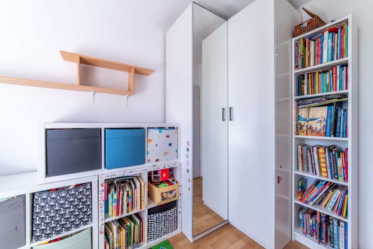 2-room flat with loggia, 10 mins to Metro – 3