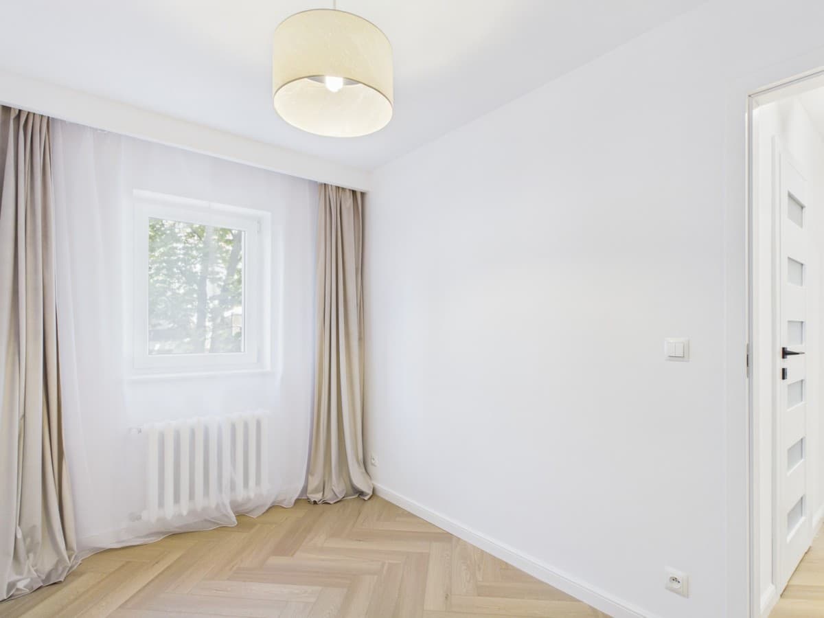 Bright, fully renovated apartment near metro – 10