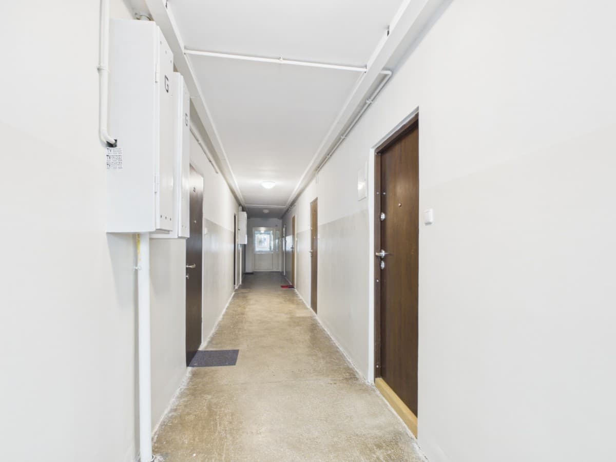 Bright, fully renovated apartment near metro – 13
