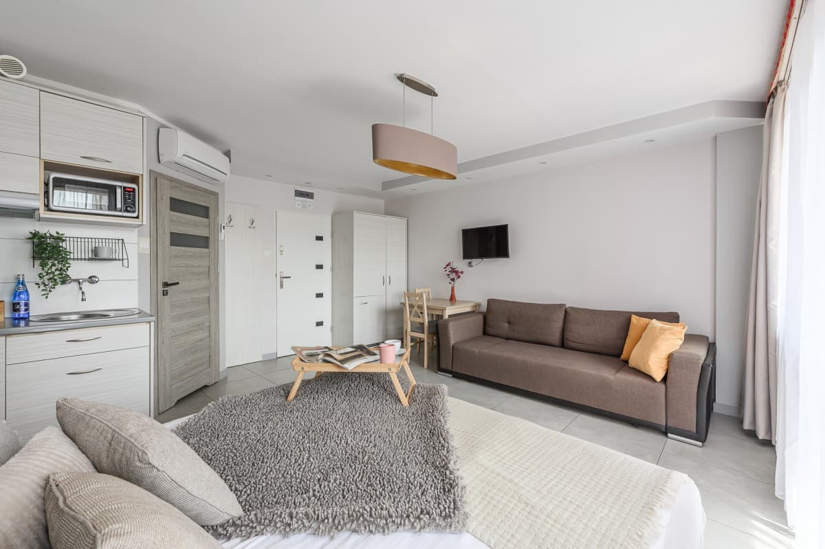 Dual independent apartments near city center – 2