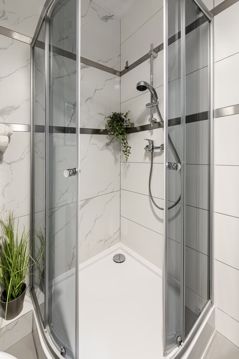 Dual independent apartments near city center – 18