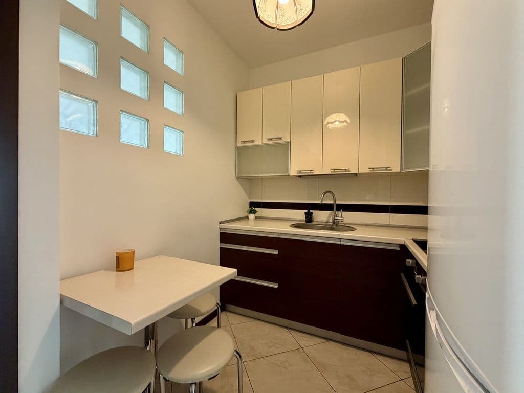 Komfortowe mieszkanie 54m² blisko metra na Bemowie – 9