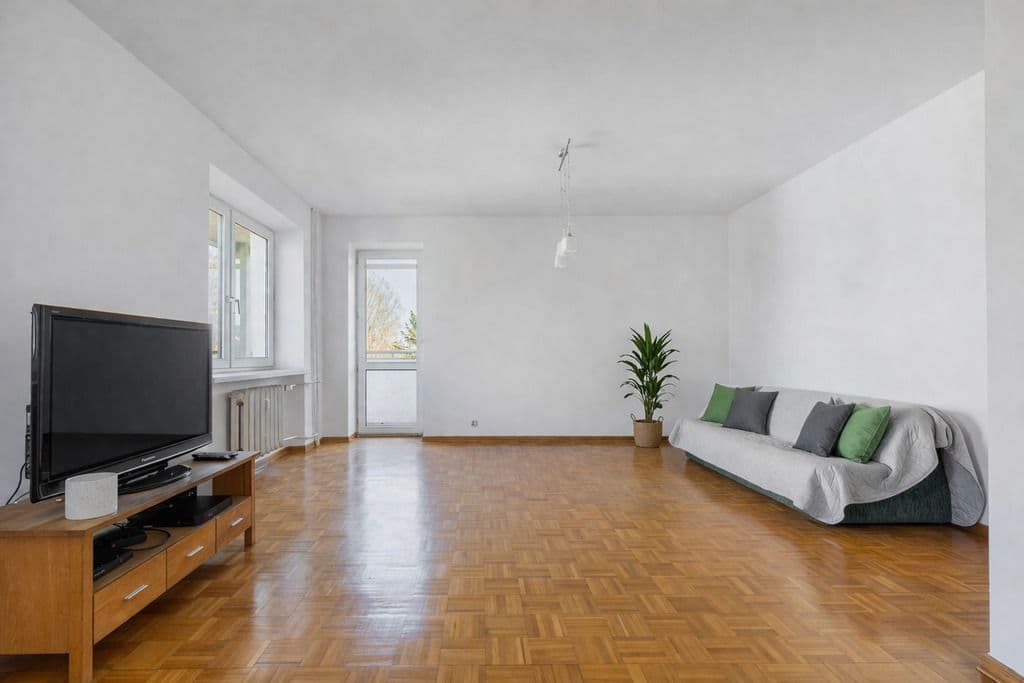 Bright corner apartment in a peaceful area – 4