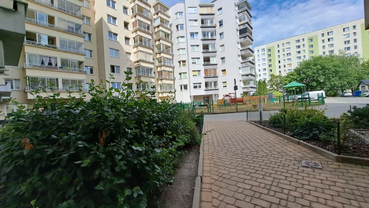 Sunny two-room apartment in new building – 8