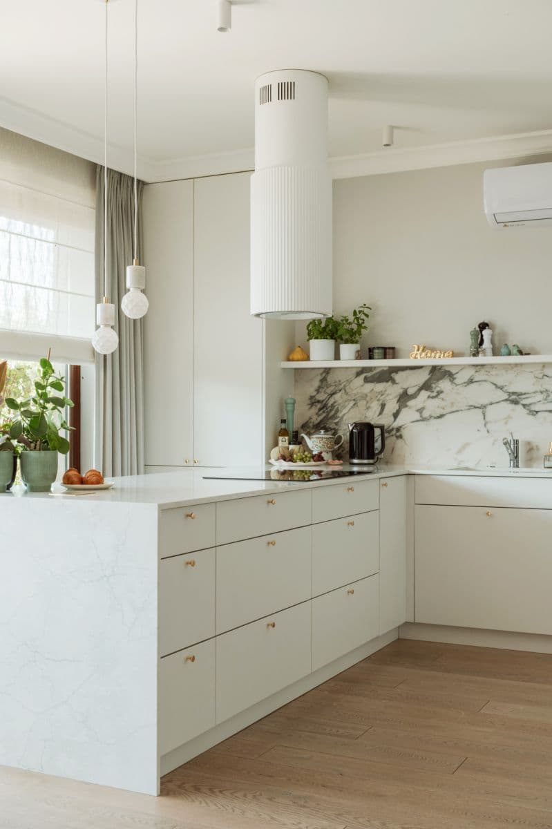 Просторная современная квартира с террасой 70 м² – 13