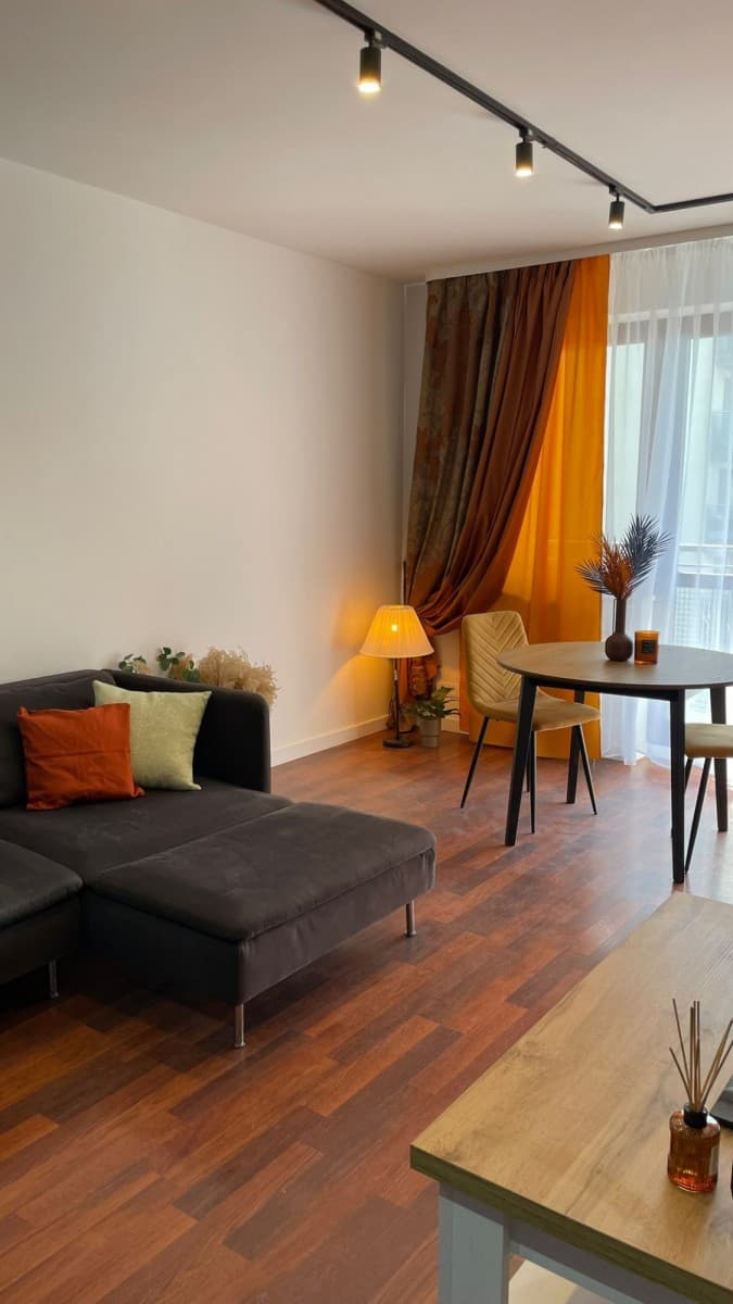 Полностью меблированная квартира 90 м² с балконом – 10
