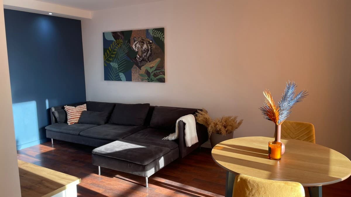 Полностью меблированная квартира 90 м² с балконом – 11