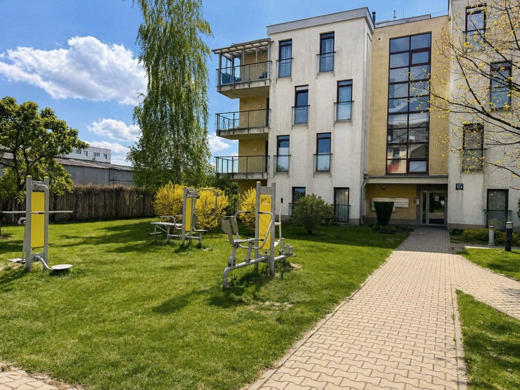Przestronne mieszkanie 3-pokojowe z dużym balkonem – 13