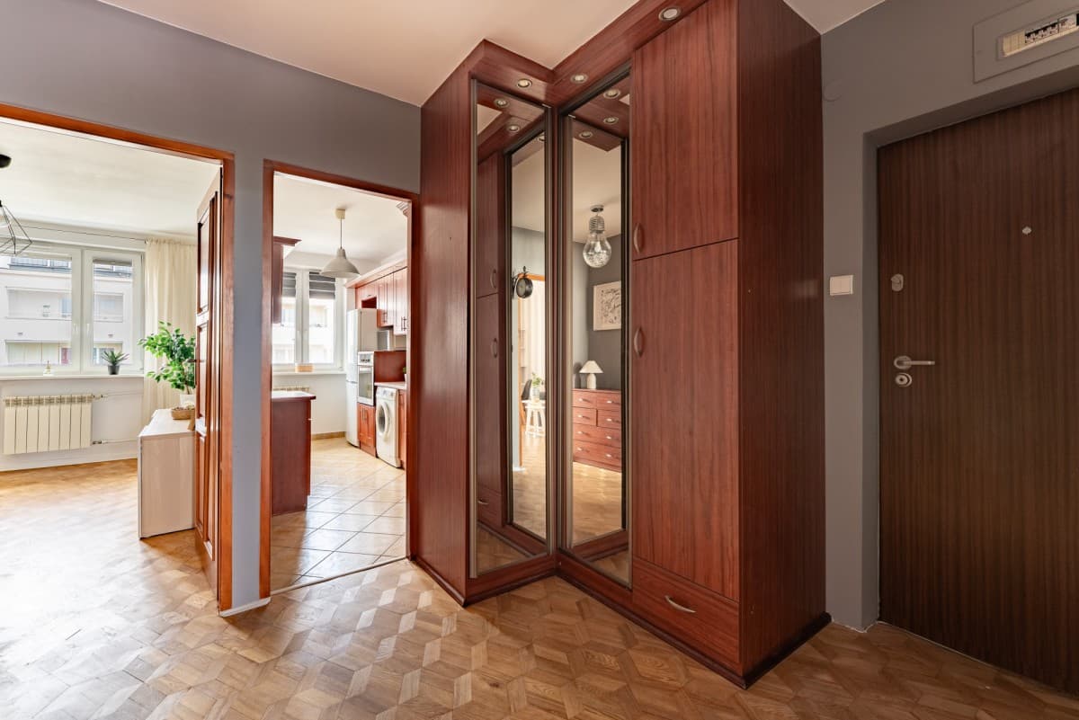 Dwupokojowe mieszkanie 200 m od metra Kabaty – 11