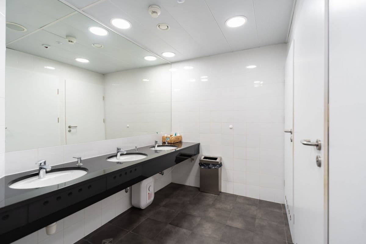 Biuro 814,89 m² w centrum Warszawy – 16