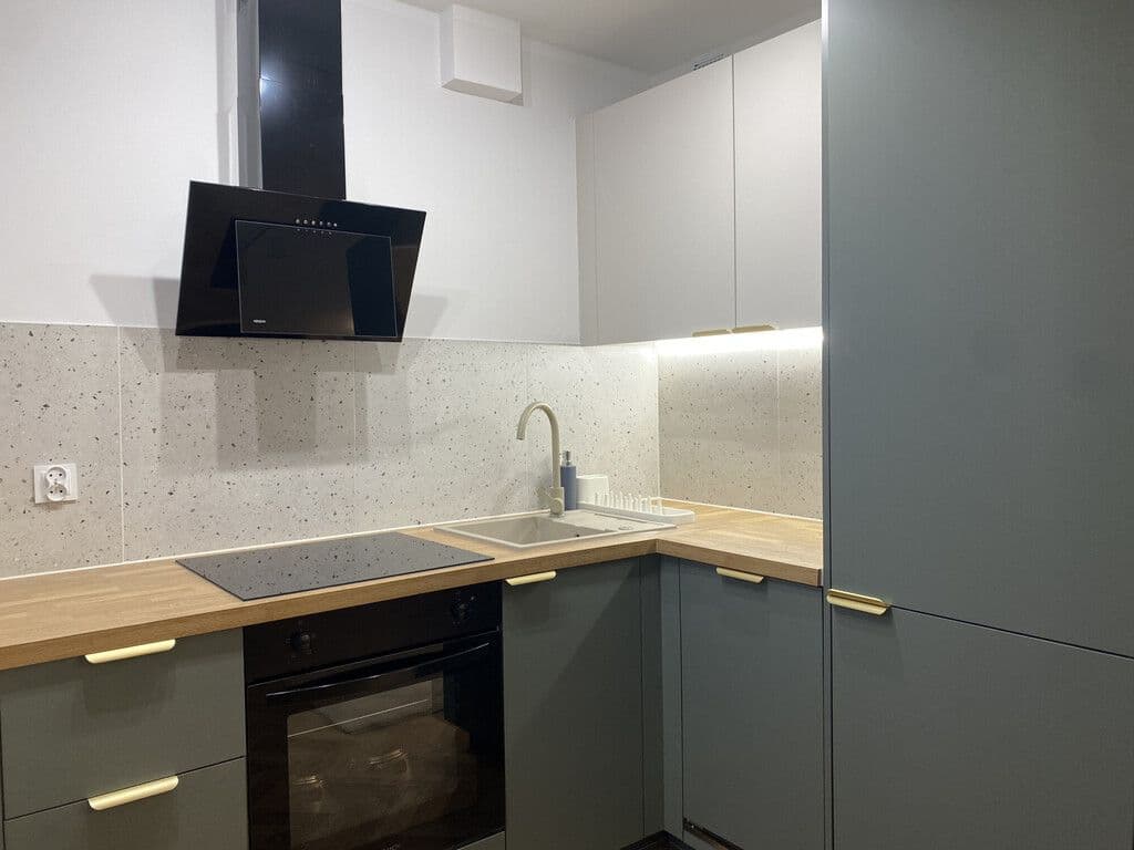 Świeżo po remoncie mieszkanie z dużym balkonem – 5
