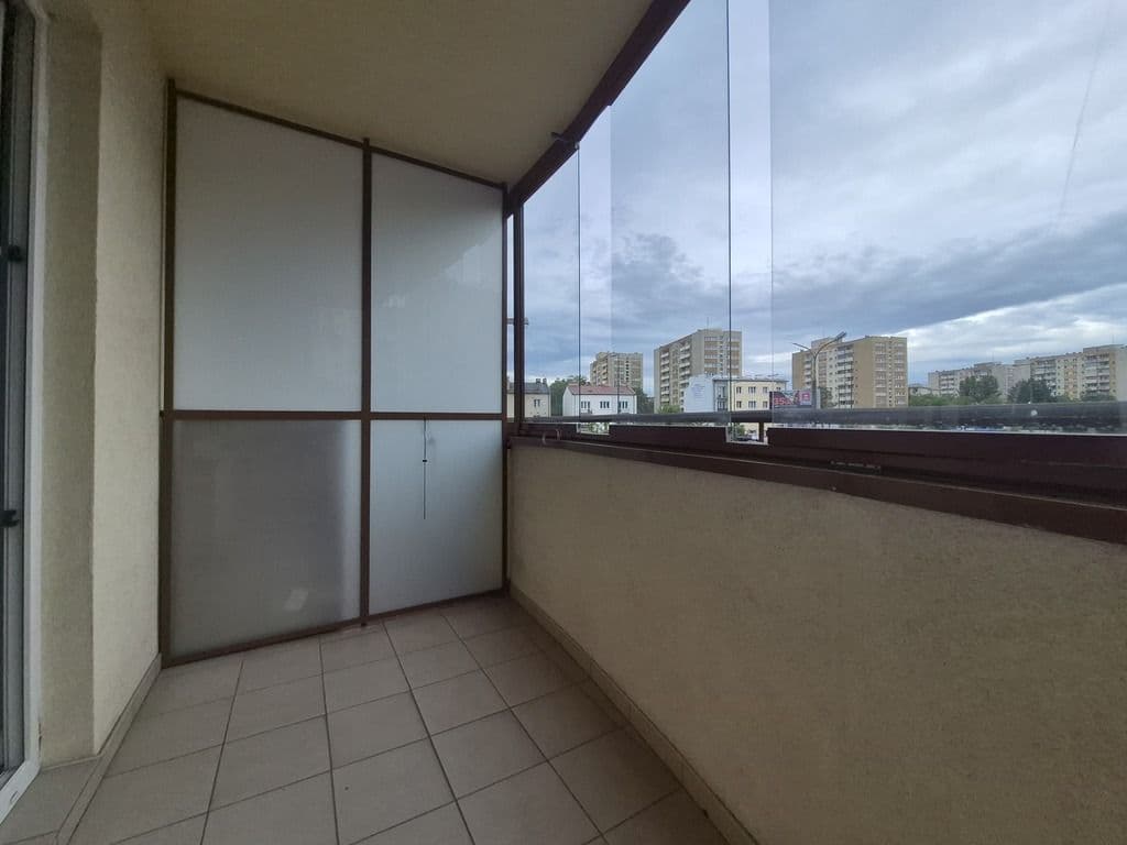 Przestronne 2-pokojowe mieszkanie blisko metra – 10