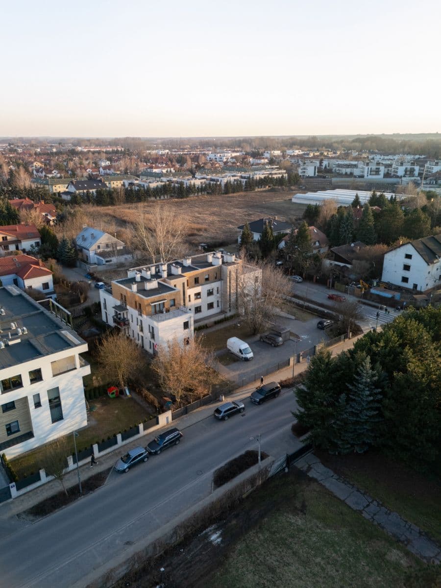 Stylowe mieszkanie z tarasem i dwoma miejscami parkingowymi – 17