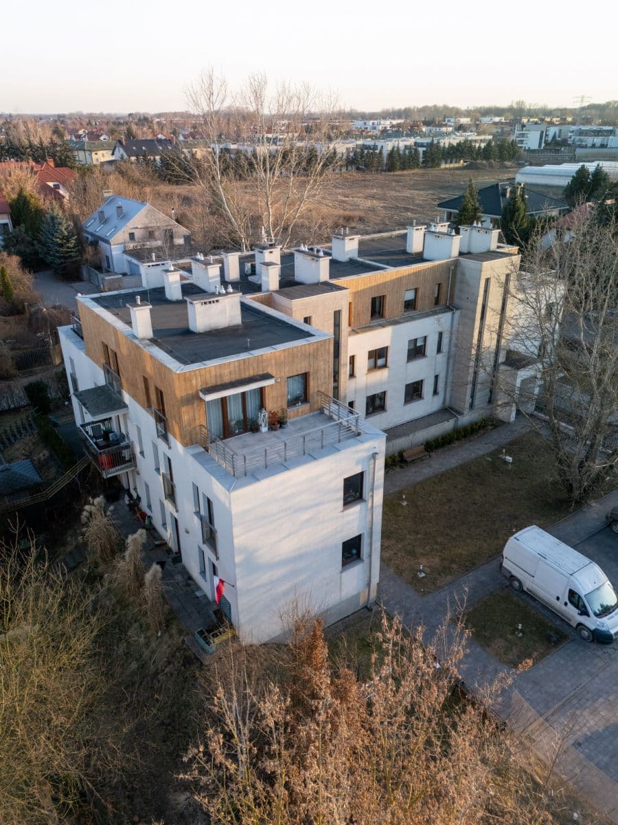 Stylowe mieszkanie z tarasem i dwoma miejscami parkingowymi – 19