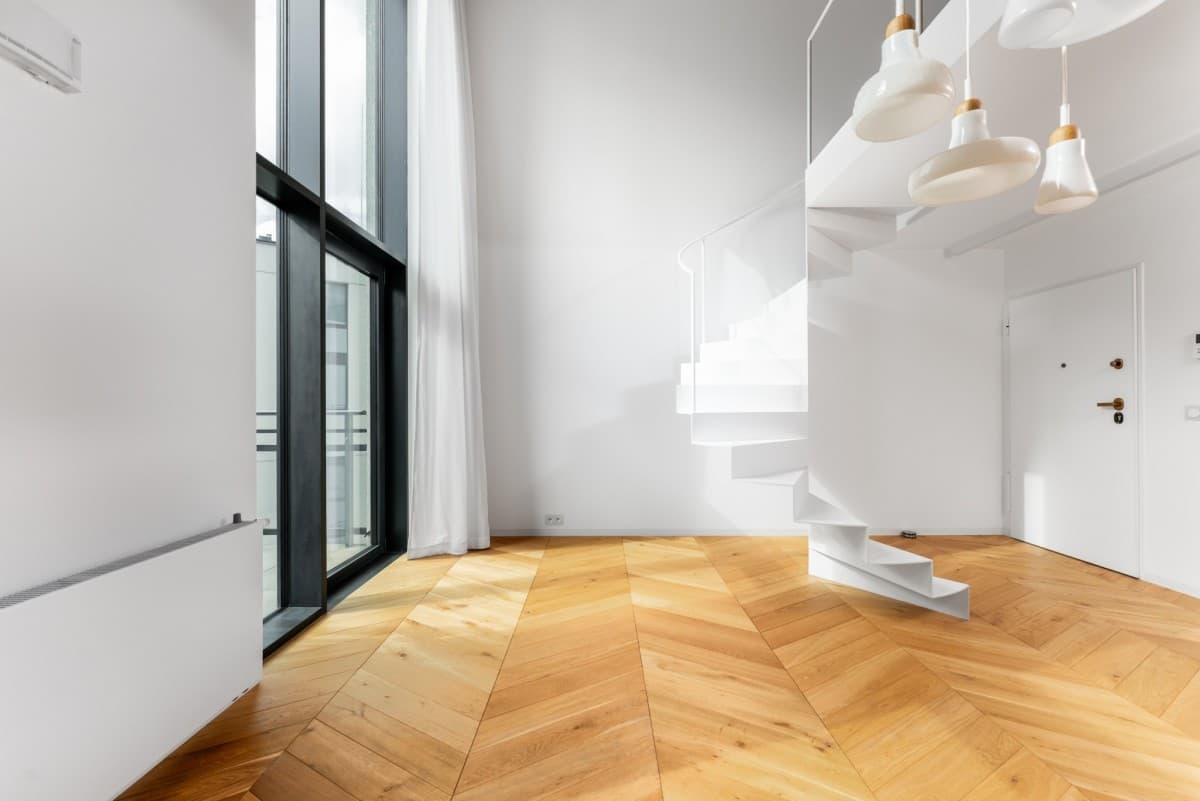 Zjawiskowy loft w tętniącej życiem Pradze Północ – 2