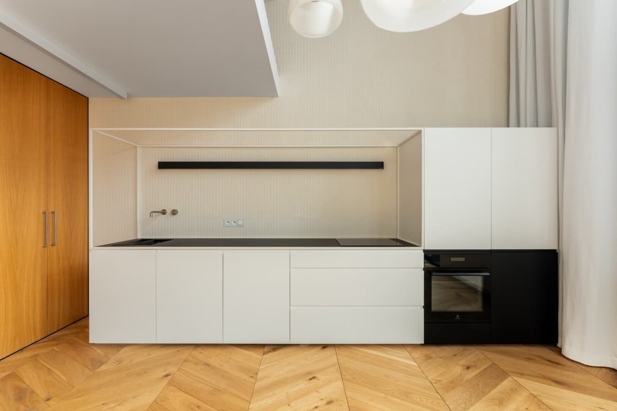 Zjawiskowy loft w tętniącej życiem Pradze Północ – 7