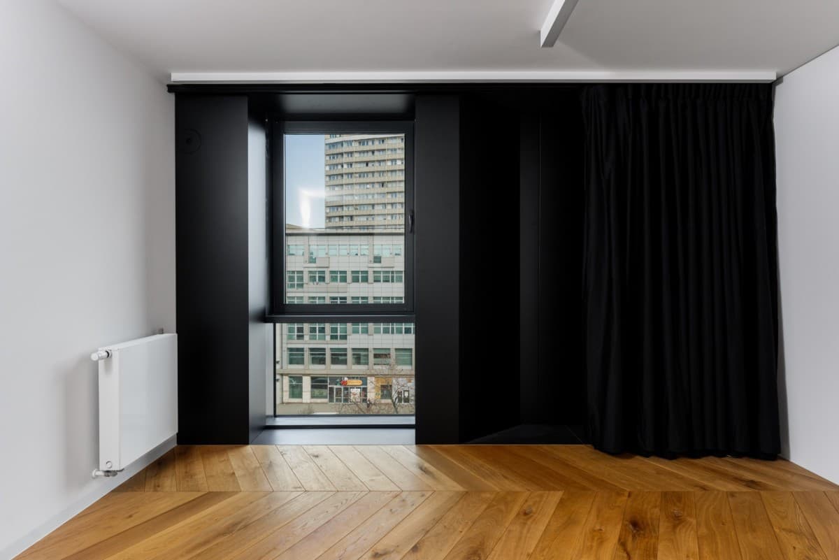 Zjawiskowy loft w tętniącej życiem Pradze Północ – 19