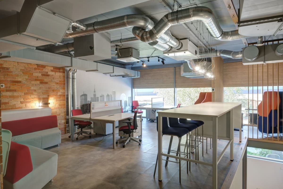Nowoczesne biuro 170 m² po remoncie w Żoliborzu – 1