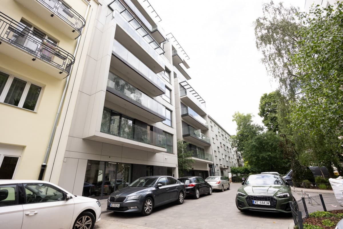 Stylowy apartament premium z garażem w centrum Warszawy – 16