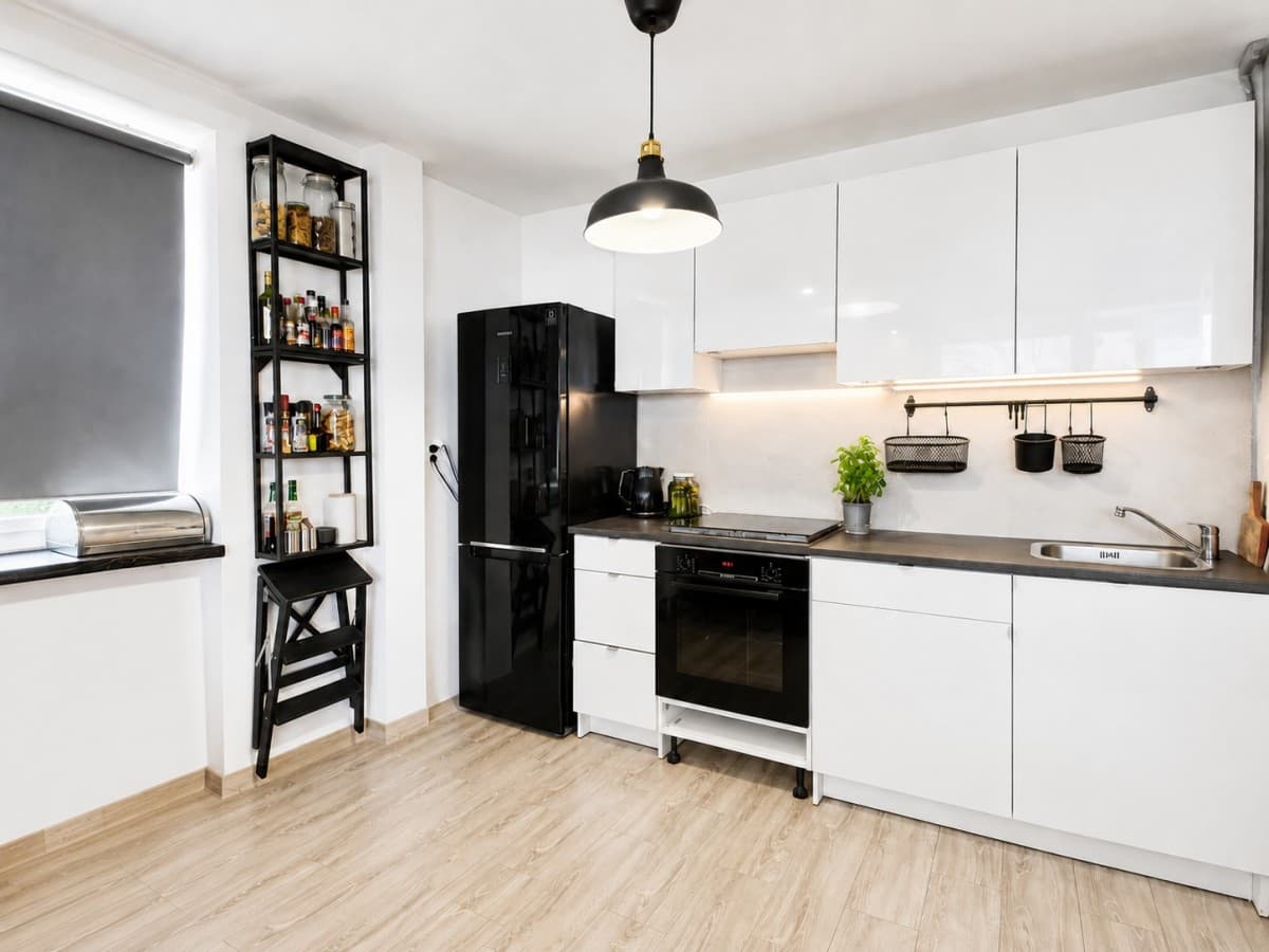 Przestronne mieszkanie 3-pokojowe z balkonem na Pradze – 6