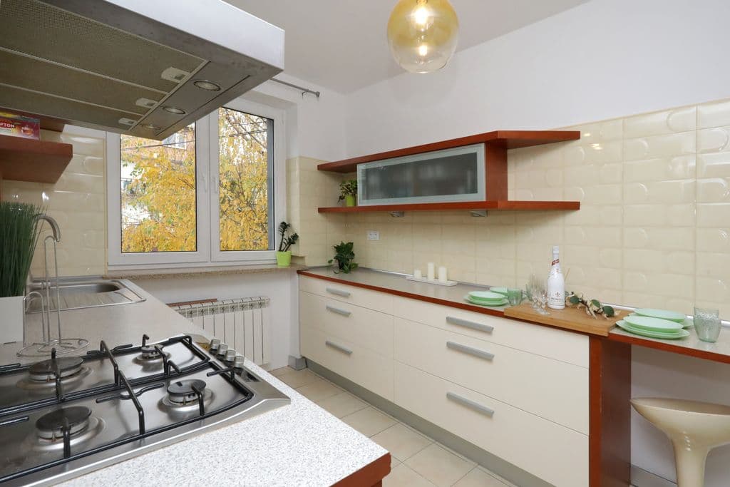 Przestronne 3-pokojowe mieszkanie blisko metra i PKP – 8