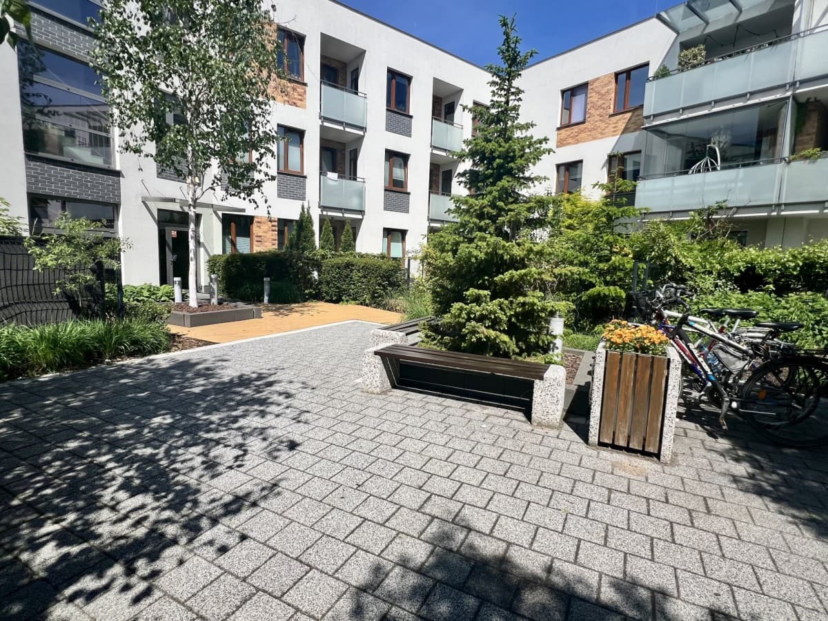 Charming 3-room apartment with garden in Konstancin – 14