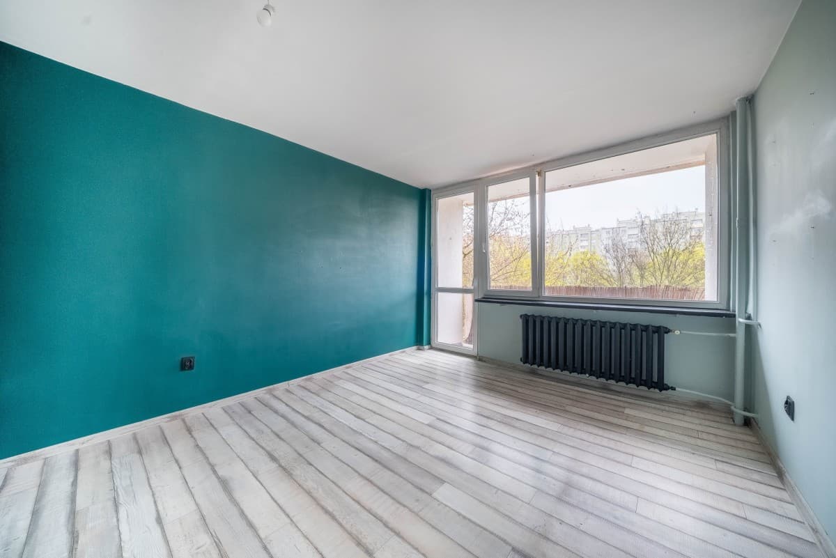 Spacious 4-room apartment near Bemowo Metro – 6