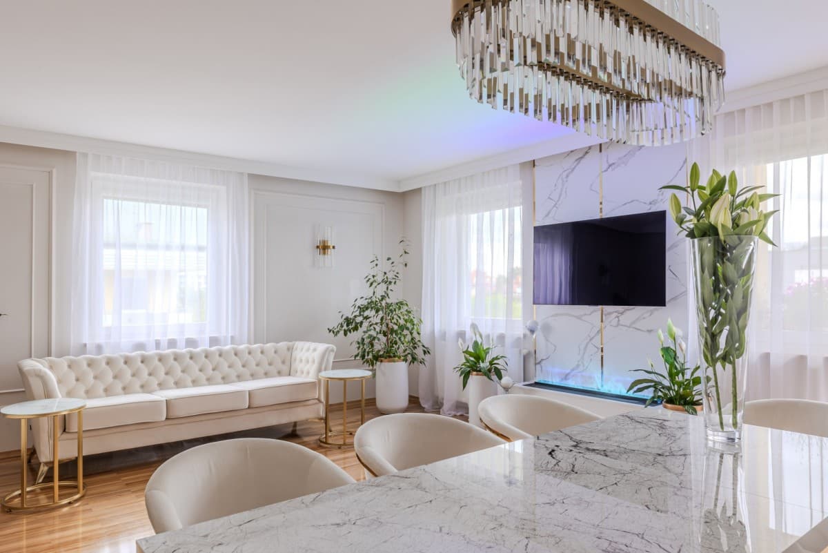 Newly renovated apartment with 4th room potential – 1