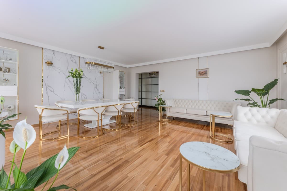 Newly renovated apartment with 4th room potential – 4