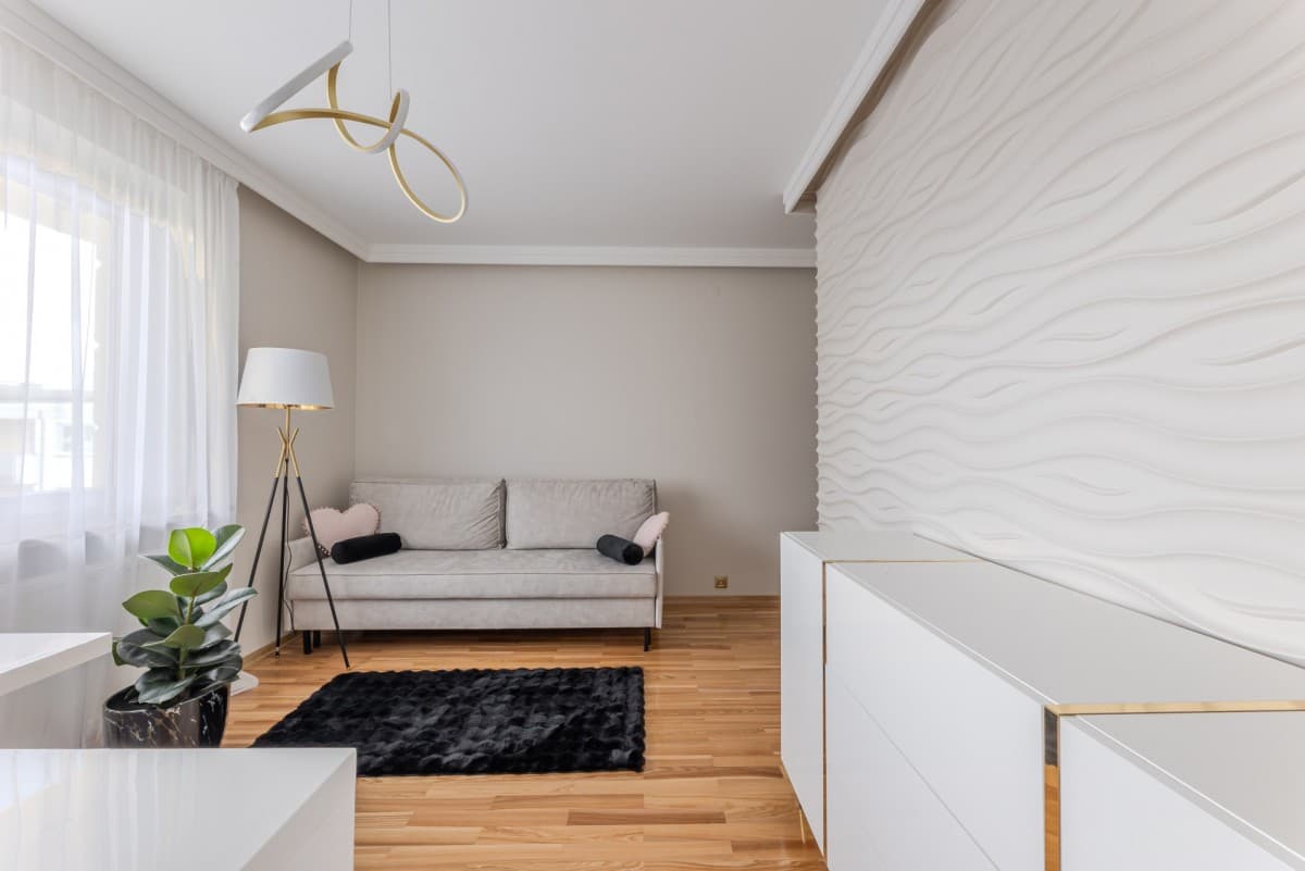 Newly renovated apartment with 4th room potential – 13
