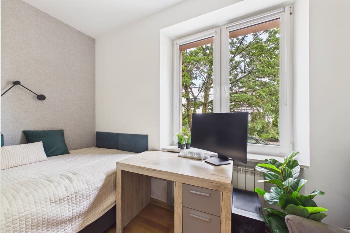 Charming 3-room apartment in tranquil Rembertów – 5