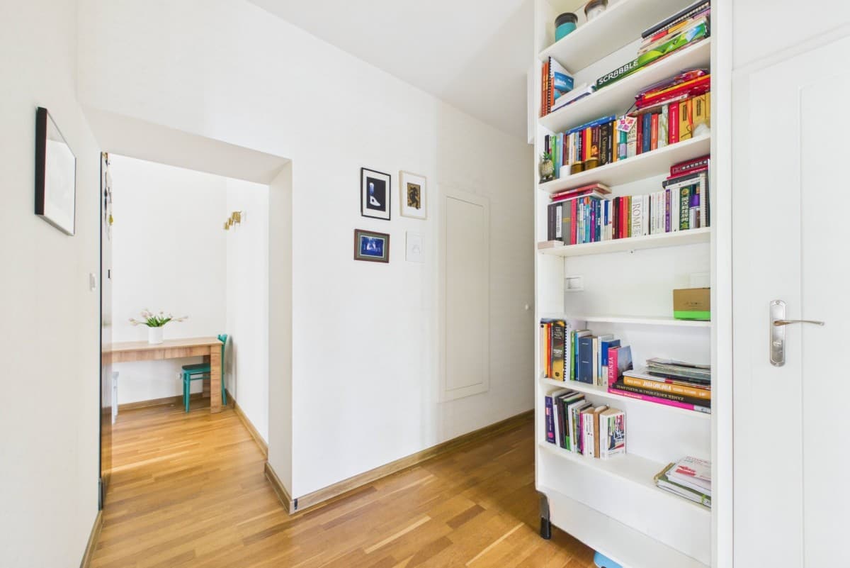 Charming 3-room apartment in tranquil Rembertów – 15
