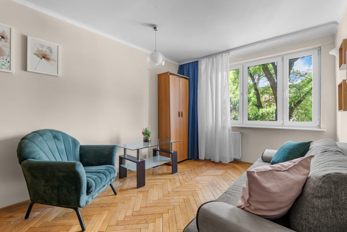 2-bedroom apartment near train station in Ursus – 1