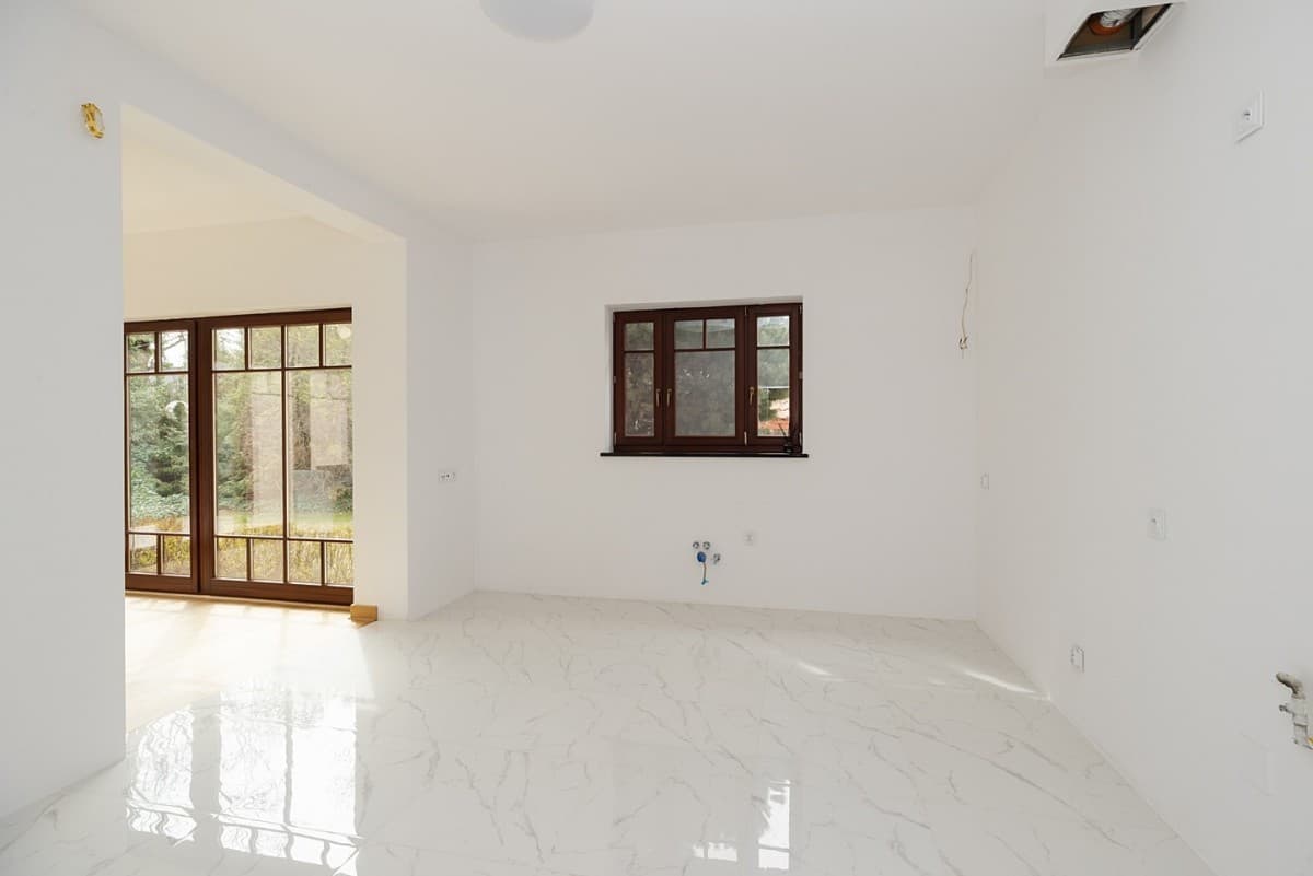 Spacious family home with winter garden in Konstancin – 9