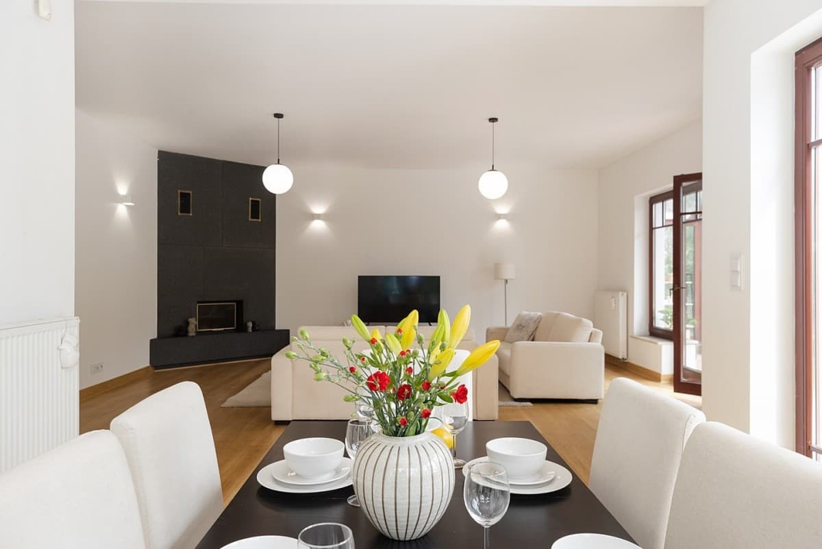 Spacious family home with winter garden in Konstancin – 13