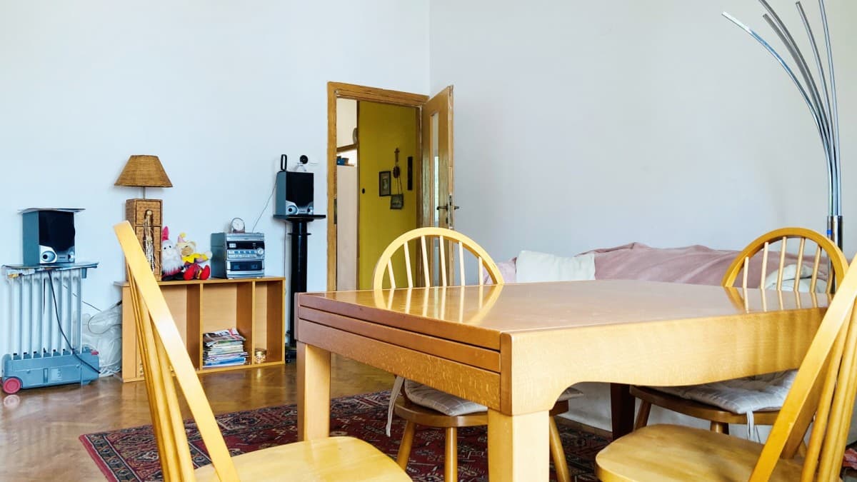 Charming two-room apartment in historic building – 2